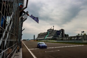 Lennart Wolf BMW 318ti Solon Hockenheim finish line